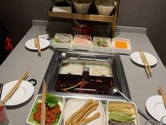 -海底捞火锅(凯德广场店)