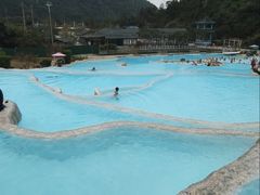 -十万大山布透温泉