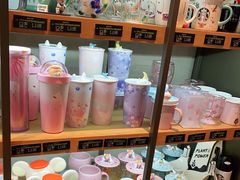 -星巴克臻选(周浦万达店)
