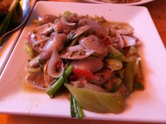 -J Daeng Seafood