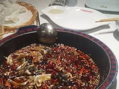-何师傅美蛙鱼头(汉街店)