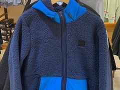 -UNDER ARMOUR(新燕莎奥莱店)