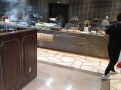 -南郊宾馆·风味自助餐厅·山东十六地市特色菜
