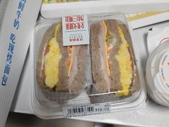 -红星前进面包牛奶公司(五道口购物中心店)