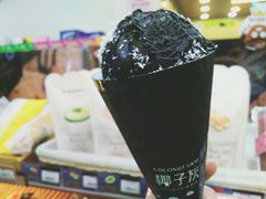 -全家便利店(洛川东路店)