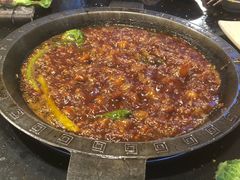 -茅草房·河畔园林火锅