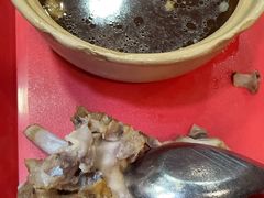 -万和春排骨砂锅米饭(湖北路店)
