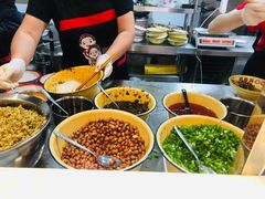 -周真真南昌拌粉·瓦罐汤(敦化路店)