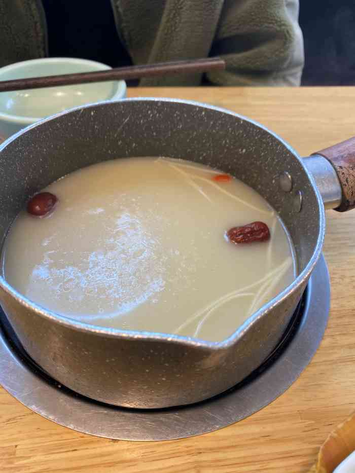 非常好吃的菌菇猪肚鸡肉套餐经常点这家店鸡肉滑嫩