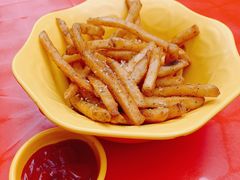 -BHC炸鸡(明洞总店)