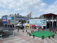 -证大大拇指广场(芳甸路店)