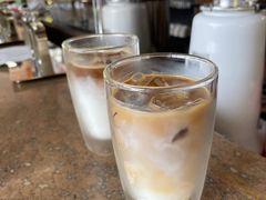 -亚龙湾喜来登·美景台大堂吧