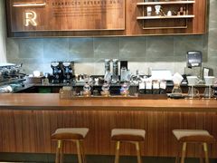 自助取餐区-星巴克臻选(广州沙面店)