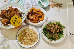 -嗨辣小聚·盘锦河蟹·海鲜烧烤龙虾(盘锦十年好店)
