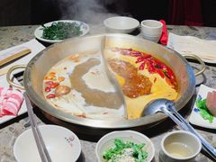 红白鸳鸯锅-小龙坎火锅(仓山万达店)