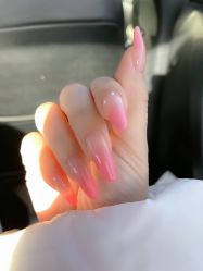 -七彩虹美甲美睫 半永久