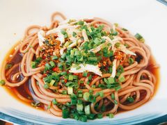 鸡丝荞面-有红鸡毛店·川菜(建设路店)