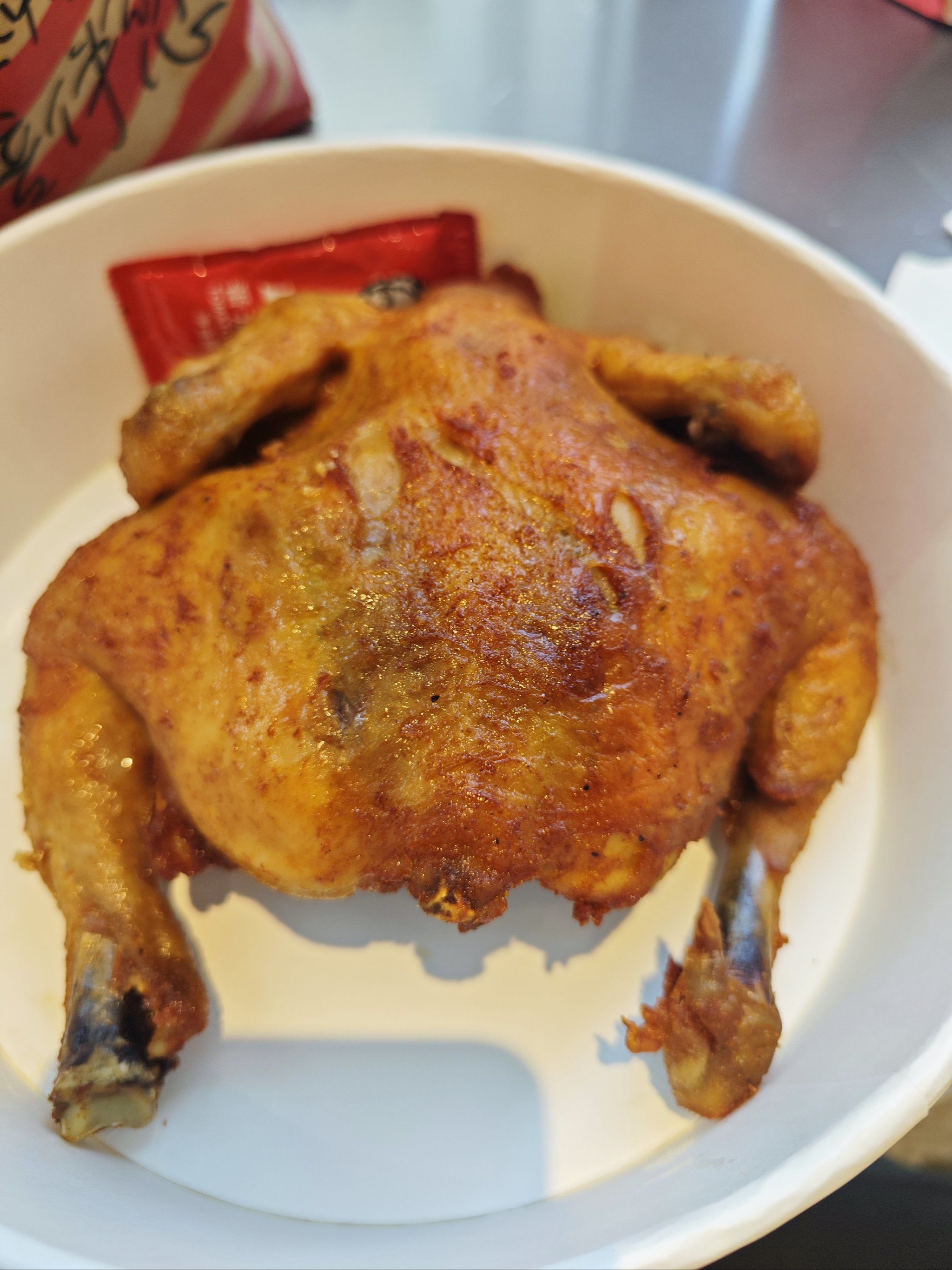 0元玩转这座城 kfc蜜汁全鸡,当早餐吃#秘汁全鸡 #炸鸡 #肯德基 #全