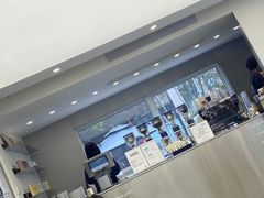 -HUGS coffee(东区店)