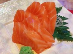 三文鱼腩刺身-鸟山鸣·日料食堂(王府井店)