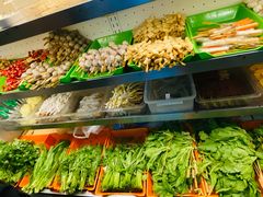 自助取餐区-万记麻辣烫国展总店