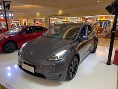 -TESLA 特斯拉(北京颐堤港体验店)