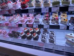 -巴黎贝甜(大宁国际商业广场店)