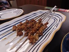 -许哥东北烧烤·铁丳烤串·宫后夹肉(繁花中心店)