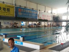 -英派斯健身游泳馆