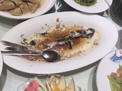 -沪华海鲜大酒楼(南汇店)