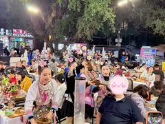 -刘姐啤酒鱼民族演艺餐厅(西街总店)