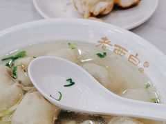 -老西白点心店