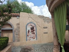 -泉城欧乐堡戏水湾艺术养生温泉