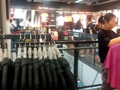 -NIKE上海青浦优选体验店