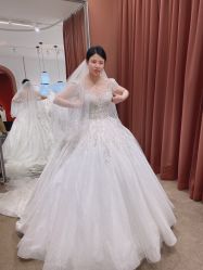 -派丽莫Pellimo原创设计婚纱品牌