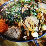 荤菜12一份,素菜五元,我觉得荤菜份量可以再大点