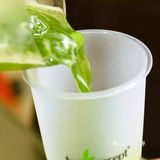 这一杯是无布蕾的哦。珍珠熬煮将近2小时，口感软糯Q弹