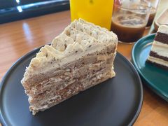 坚果伯爵-转山咖啡(松柏社区店)