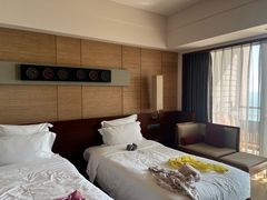 -三亚湾海居雅高铂尔曼度假酒店