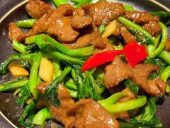 芥蓝沙茶牛肉-潮堂 · 潮州菜(国贸商城店)