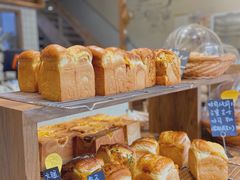 -沁屋面包店(人民东路店)