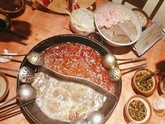 鸳鸯锅锅底-周小明火锅(黑金冠社区店)