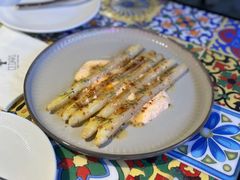 -LESCEDARS Brasserie Bistro香柏树