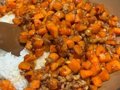 红萝卜炒肉-德天顺盖码饭(人民西路店)
