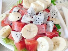 -覃记海鲜美食餐厅