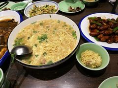 -老妈疙瘩汤·平价海鲜专门店·老威海菜(渔港路店)