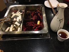 -百年川椒重庆老火锅(光谷店)
