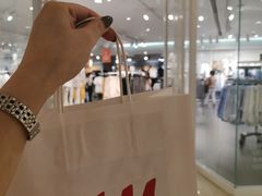 -H&M(华润万象城店)