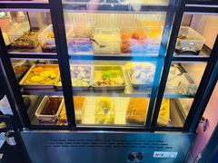 面包甜点陈列柜-烤路里·韩国品质自助烤肉(石路天虹4号店)