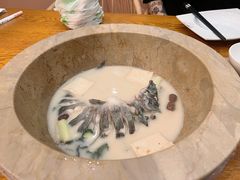 鮰鱼-云中鱼蒸汽石锅鱼(川沙百联店)